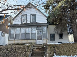 1112 Euclid St, Saint Paul, MN 55106