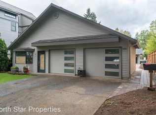 584 4th St, Lake Oswego, OR 97034