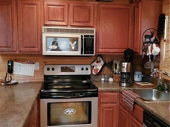 4th image of 19387 SE 90th Pl