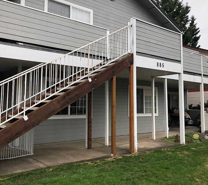 2nd image of 885 Valley View Dr Unit B
