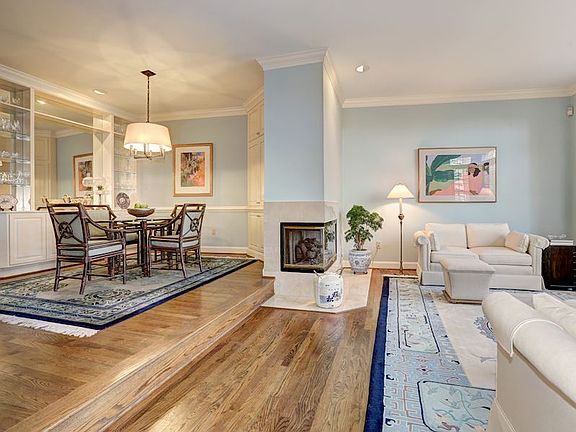 Living Room/ Dining Room