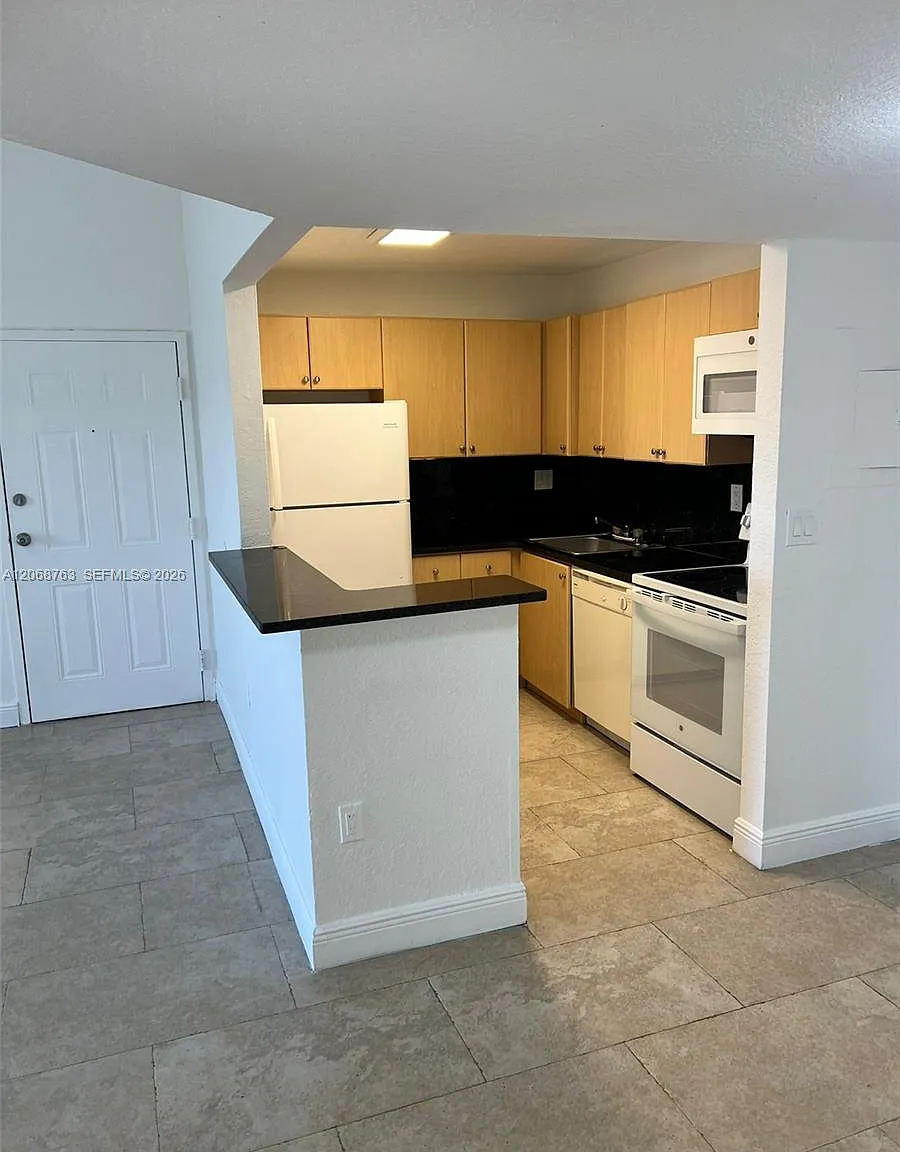 Villa Bellini Condo — Photo 1