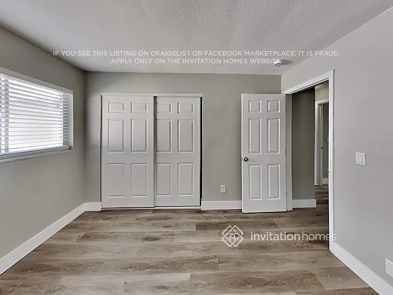 310 93rd Ave N — Photo 11
