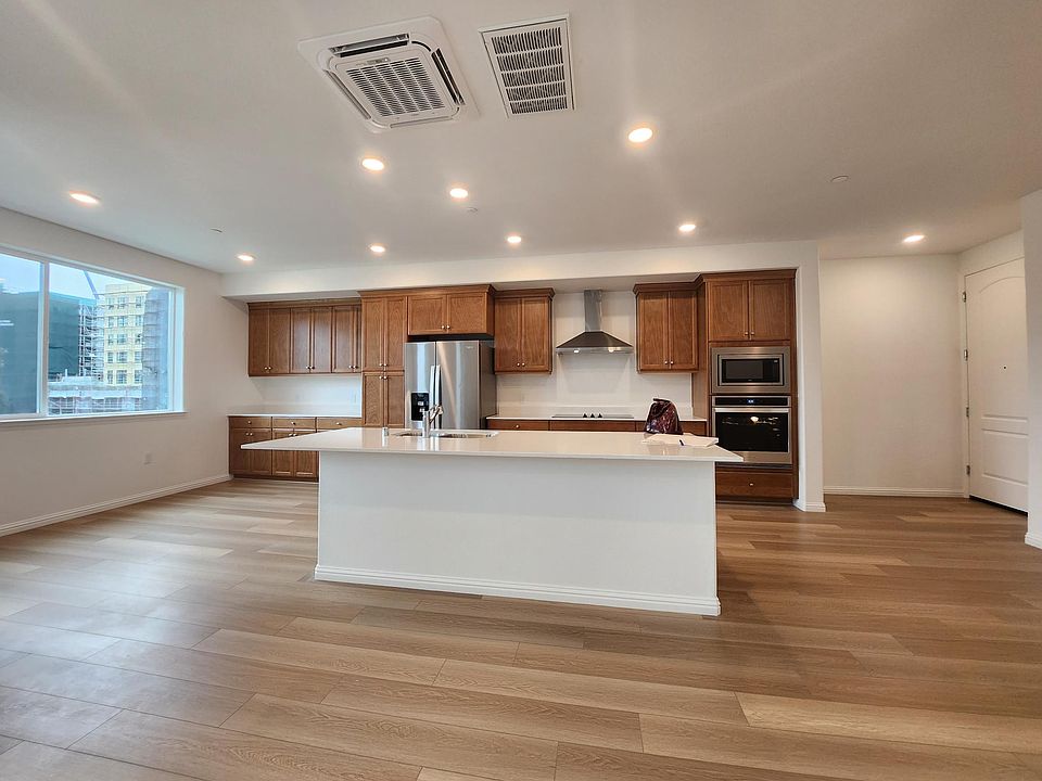 1st image of 3208 Mallard Ct #303