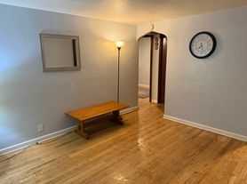 6901 Grand Ave, Pittsburgh, PA