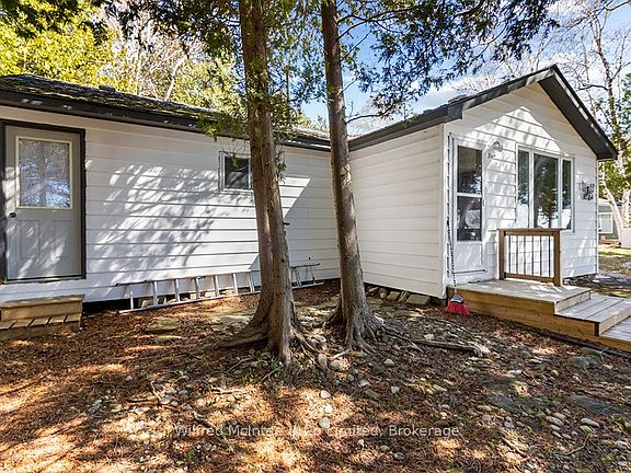 2nd image of 917 Bruce Rd #13