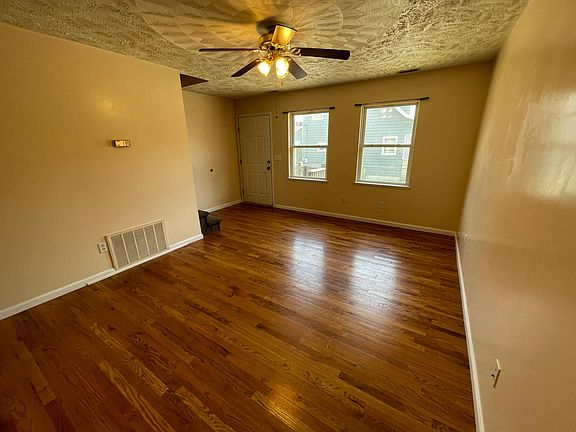 3rd image of 9418 Washington Ave APT 1