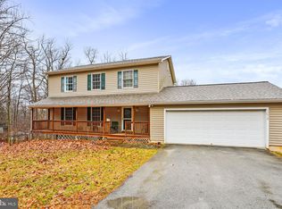 1273 Johnnycake Ln, Harpers Ferry, WV 25425