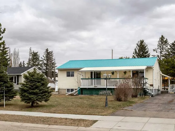 4108 W 49a Ave, Innisfail, AB T4G 1J9