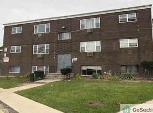 2115 Hebron Ave #2, Zion, IL 60099