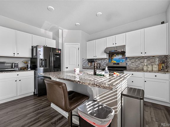 5th image of 6220 Sherwood Avenue