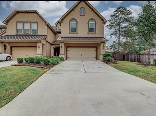 155 Skybranch Dr, Conroe, TX 77304