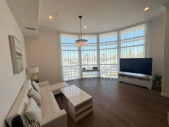 1598 Long Beach Blvd #410, Long Beach, CA 90813
