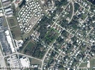 315 Memorial Dr, Sebring, FL 33870
