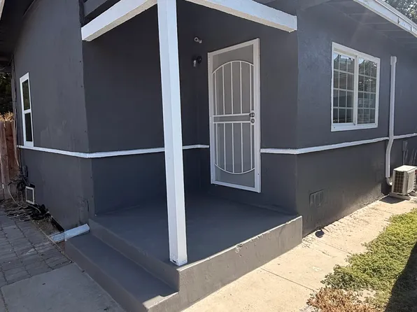 11664 Lou Dillon Ave #B, Los Angeles, CA 90059