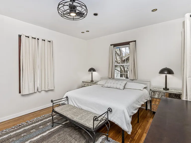 13 Parker Rd — Photo 19