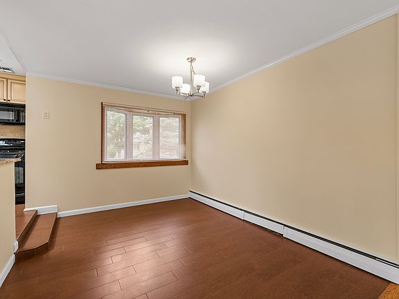 5th image of 7 Kroll St