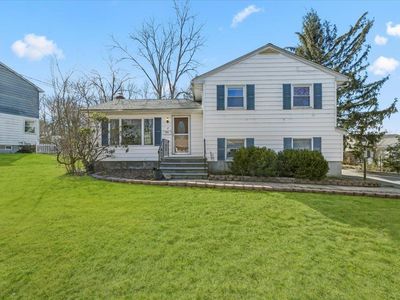 2 Knox Drive, New Windsor, NY, 12553