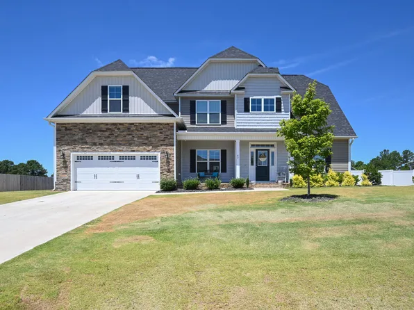 62 Pond Mountain Dr, Clayton, NC 27520