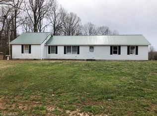 7229 Canaan Church Rd, Denton, NC 27239