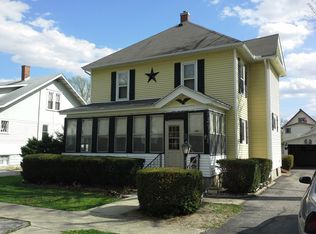 109 E Lincoln St, Kentland, IN