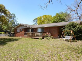 26 17th St, Apalachicola, FL 32320