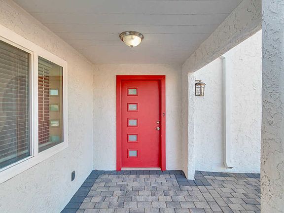 4th image of 719 W Morrow Dr