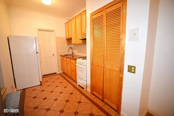 Rented by Citi Habitats | media 21