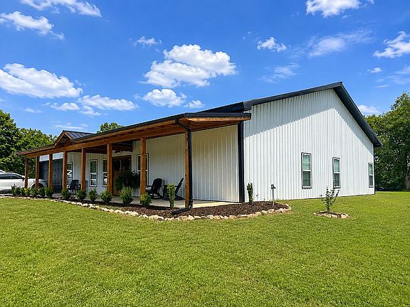 2nd image of 1210 County Road 92