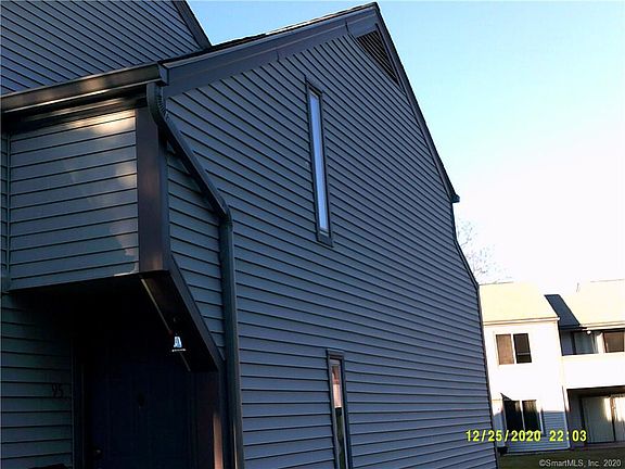2nd image of 96 Candlewood Dr #95