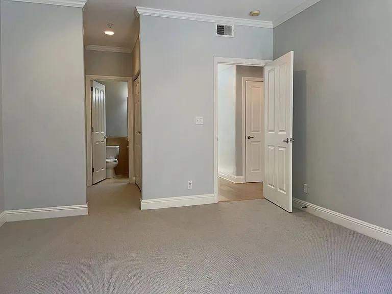 1115 Divisadero St #1 — Photo 20