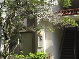3242 Coral Lake Ln, Pompano Beach, FL
