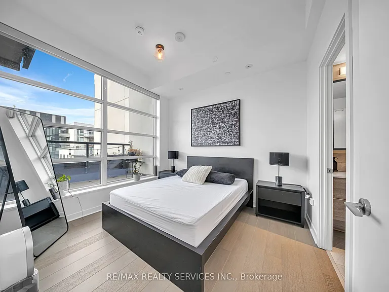 501 Adelaide St W #1404 — Photo 23