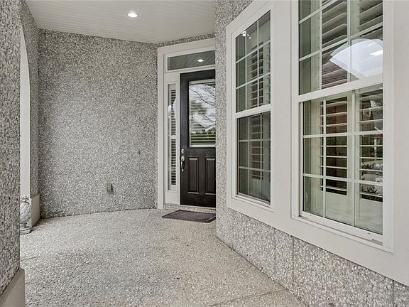 3rd image of 107 Coyote Ln