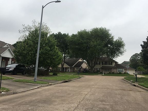 5th image of 9123 Longstaff Dr