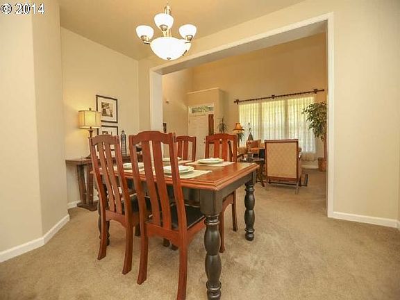 Formal Dining