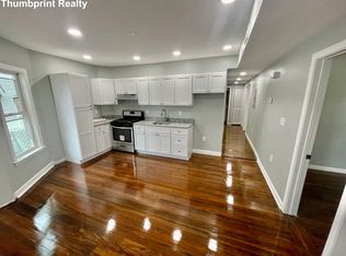 32 Huntington St, Brockton, MA 02301