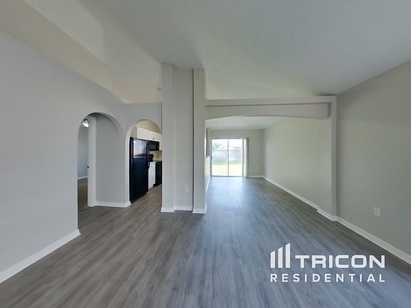 3rd image of 7312 Lawn Tennis Ln