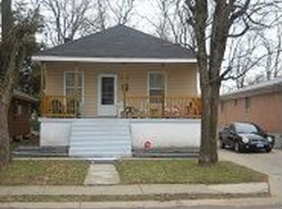 889 Matthews Dr, Cincinnati, OH 45215
