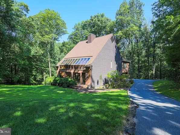 710 Saint Paul Ave, Reisterstown, MD 21136