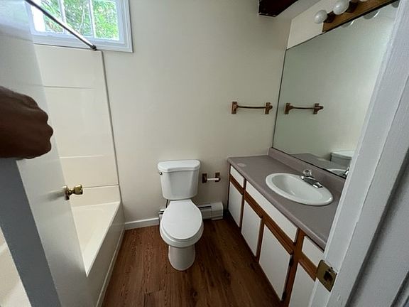 3rd image of 24 Royce St APT 5