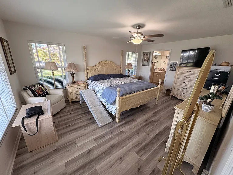131 Orange Rd NE — Photo 6