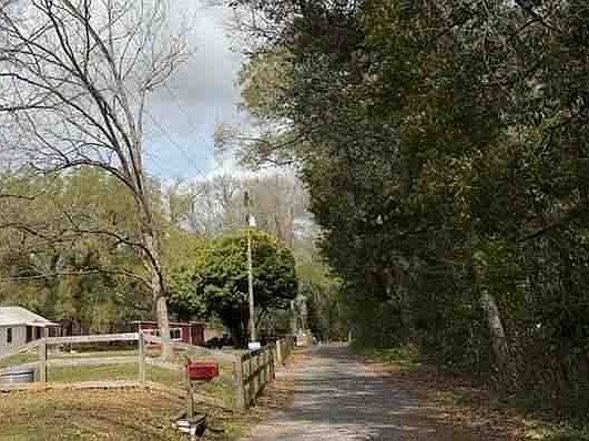 4th image of 24561 Peavy Ln