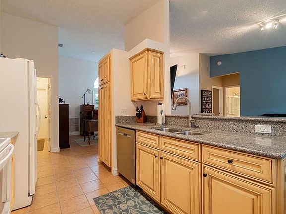 2nd image of 1487 Windship Cir