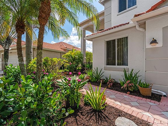 3rd image of 4170 Staghorn Ln