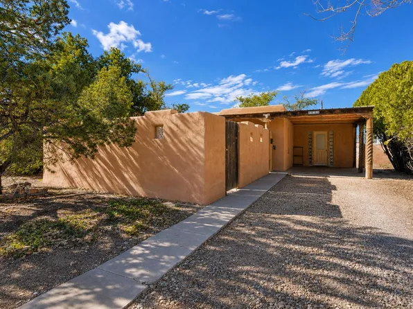 1133 Girard Blvd NE, Albuquerque, NM 87106