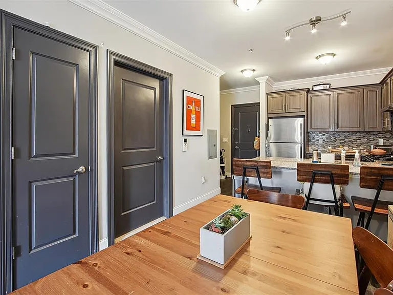 3611 Park Ave #302 — Photo 5