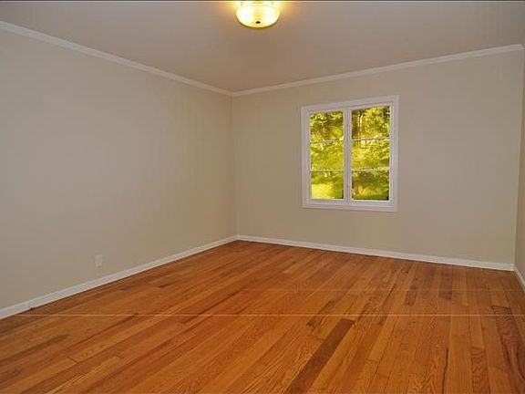 3rd image of 849 Noriega St