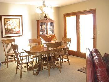 4th image of 1069 Burr Oak Ln