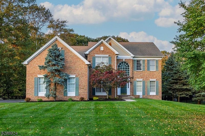 13 Evita Ter, Long Valley, NJ 07853 | Zillow